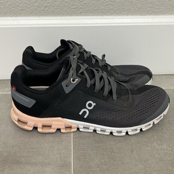 On Cloud Cloudflow Women's Size 7 Running Gray Pink Athletic Sneakers Shoes - Picture 1 of 7